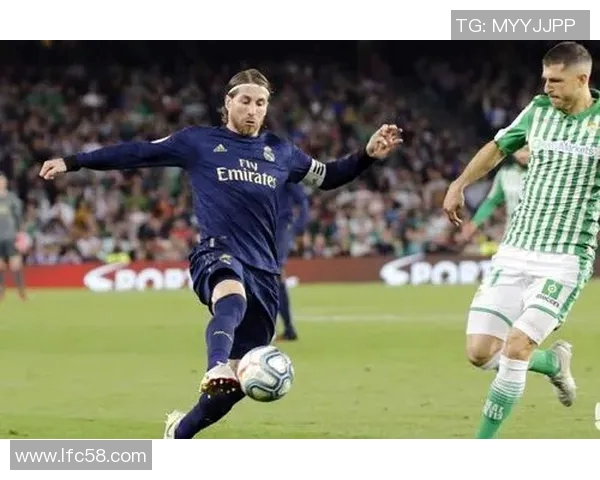 足球明星威尼斯的魅力与成就全景介绍及精彩图片展示 足球明星威尼斯的魅力与成就全景介绍及精彩图片展示